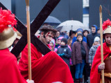 Droga Krzyżowa ulicami Siechnic - fotorelacja, video