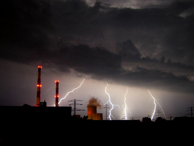 Radar Burz Gdzie Jest Burza - Radar burz na żywo. Sprawdź gdzie jest burza | Siechnice - Każdy z nas „bawił się w dzieciństwie w określanie tego jak daleko jest burza poprzez odliczanie czasu pomiędzy rozbłyskiem a zachęcamy więc do korzystania z radaru burz dostępnego na naszej stronie.