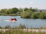 Ćwiczenia strażaków na Błękitnej Lagunie w Siechnicach