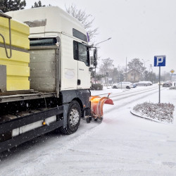 aktualnosci-Pierwszy atak zimy. Ostrzeżenie, utrzymanie dróg i prognozy