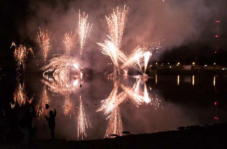 Wystrzałowa noc nad Błękitną Laguną [foto] [video]