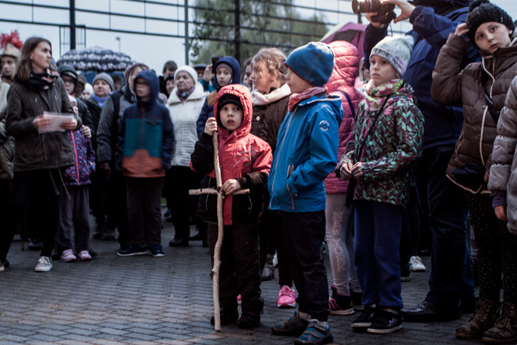 Droga Krzyżowa ulicami Siechnic - fotorelacja, video