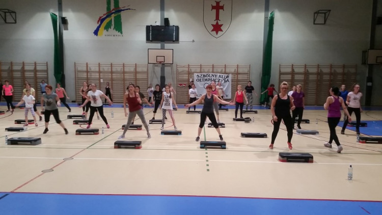 Mikołajkowy Maraton Fitness