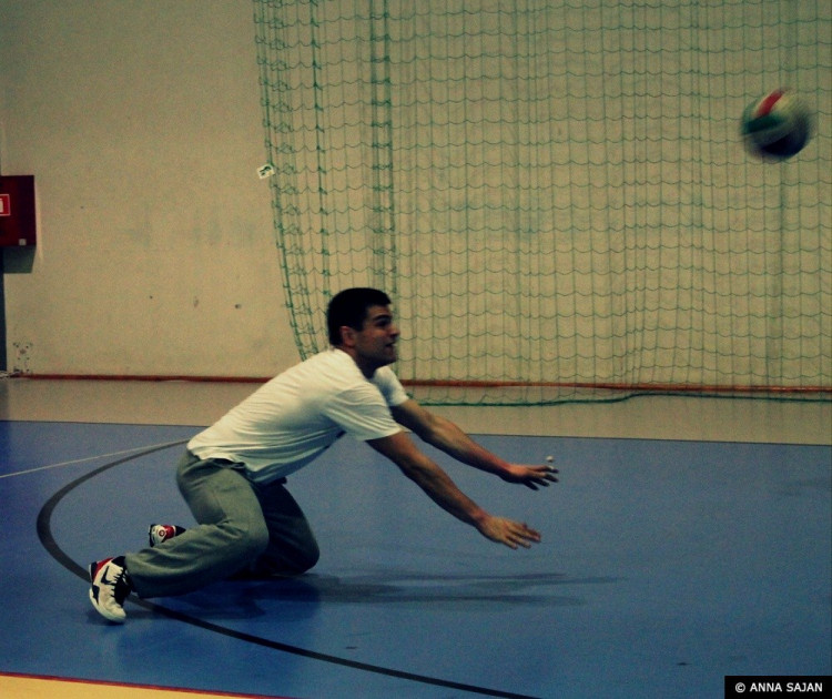 Nocny turniej siatkówki – zdjęcia