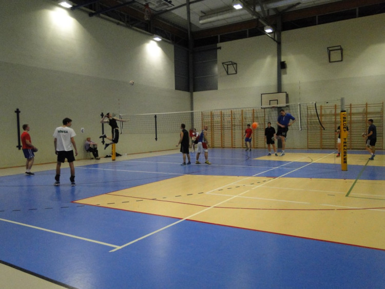 Nocny Turniej Siatkówki 2014