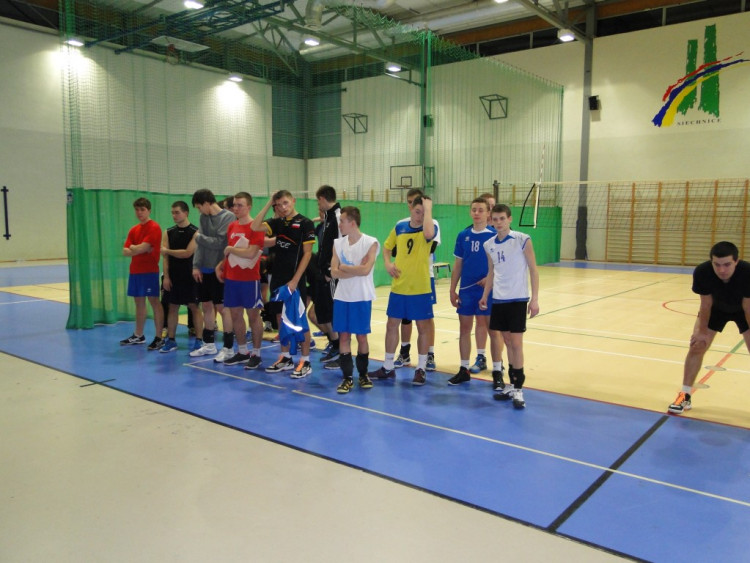 Nocny Turniej Siatkówki 2014