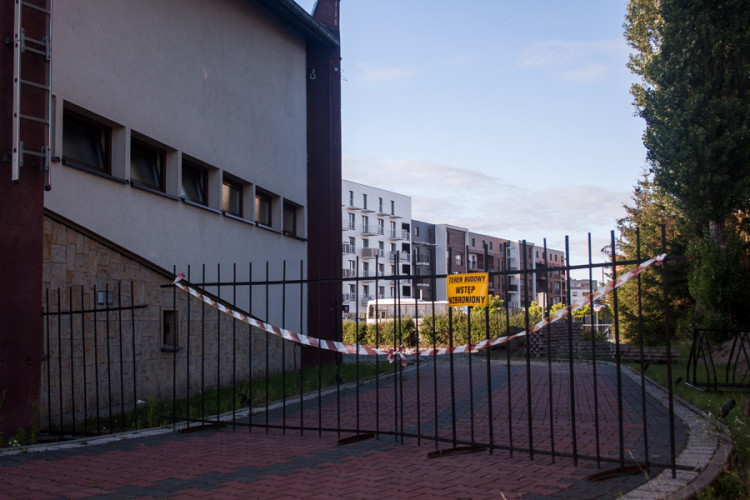 Przebudowa placu przed kościołem [projekt]