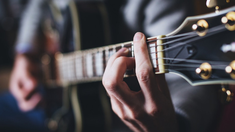 Siechnice: Nauka gry na gitarze dla dzieci i dorosłych