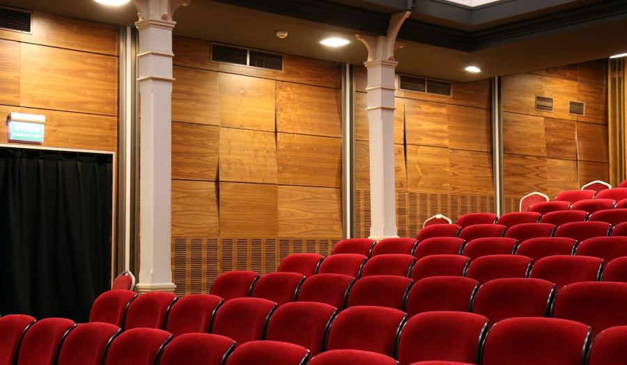 Siechnice: Wyjście do teatru połączone z kreatywnym tworzeniem własnej sztuki – jak szukać inspiracji?