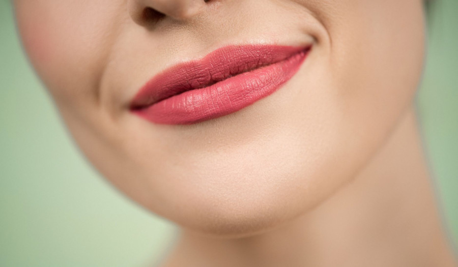 Siechnice: Lip lift ust w Siechnicach - trwały sposób na piękny i naturalny uśmiech