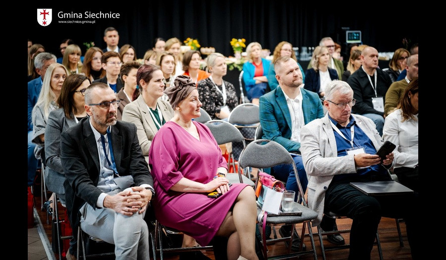 Siechnice: Siechnice stawiają na cyfrową edukację. Konferencja Google for Education z udziałem ekspertów i samorządowców